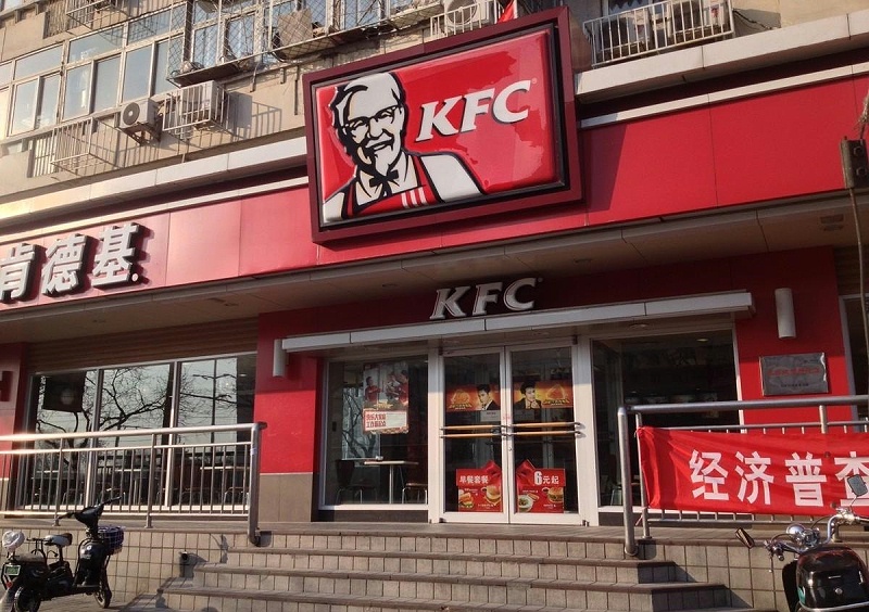 這么塑造門頭與廣告牌，讓你的店鋪生意倍增2