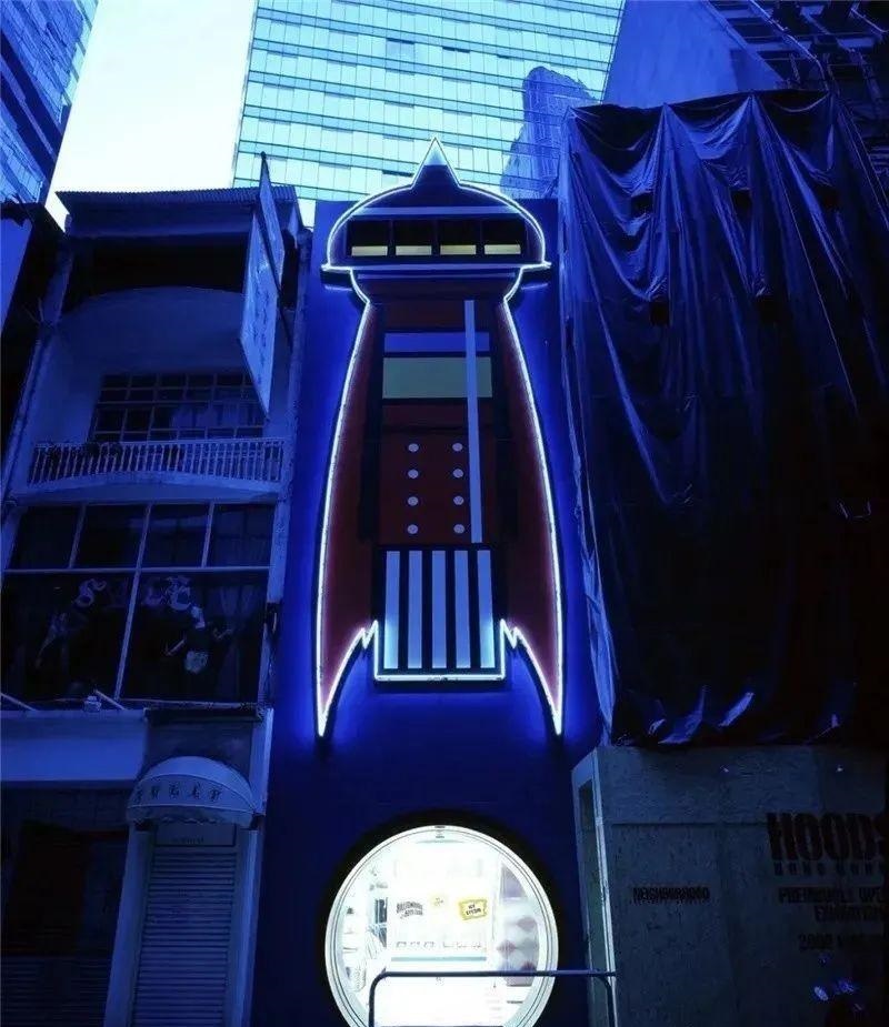 最“靚”的門頭標(biāo)牌，發(fā)現(xiàn)第一款就愛(ài)了16
