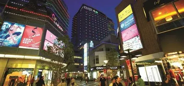 走訪10多位廣告公司用戶，才一些這份外墻鏤空燈箱制造裝置指南13